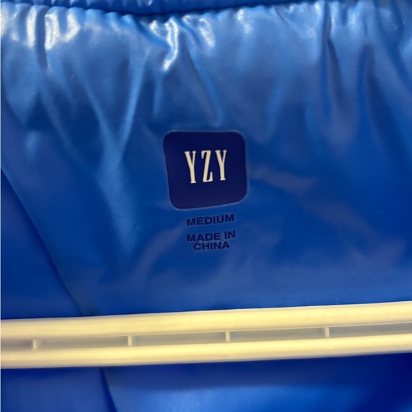 Yeezy x Gap blue down jacket - Picture 7 of 7
